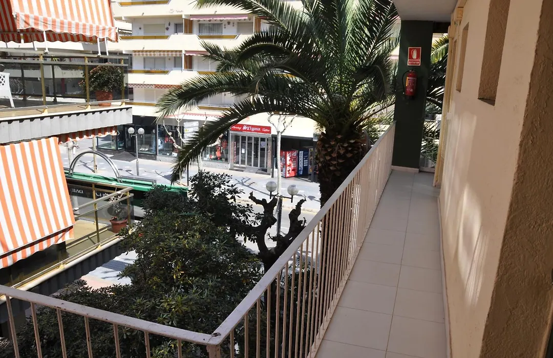 Hostal Montsant-1
